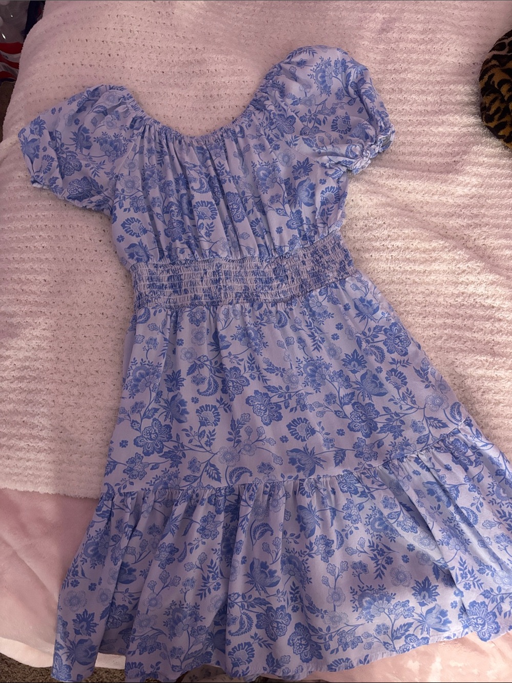 Amy Byer Light Blue Floral Puff-Sleeve Dress